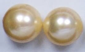 K1S simulated-pearl item showcasing smooth texture and organic shell-inspired shape