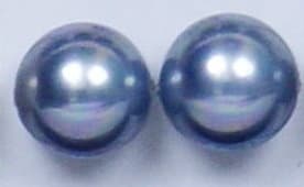 RG2 simulated-pearl piece combining classic pearl luster with subtle shell form